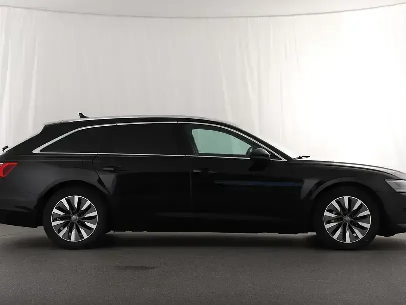 Gebraucht Audi A6 Comfort 204 PS (150 kW) 2019 Mythosschwarz metallic Kombi