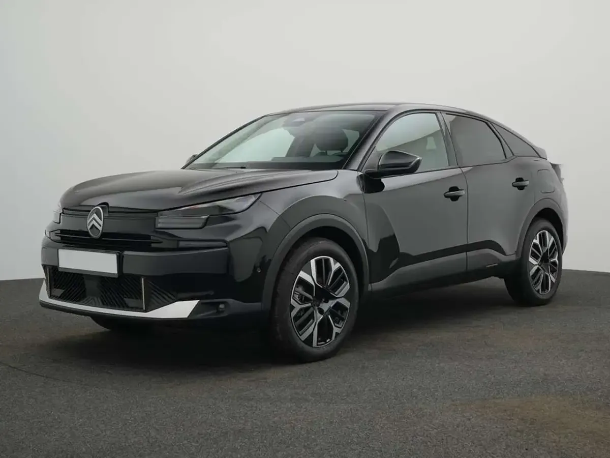 Neu Citroën C4 145 PS (106 kW) 2026 Perla nera schwarz m SUV