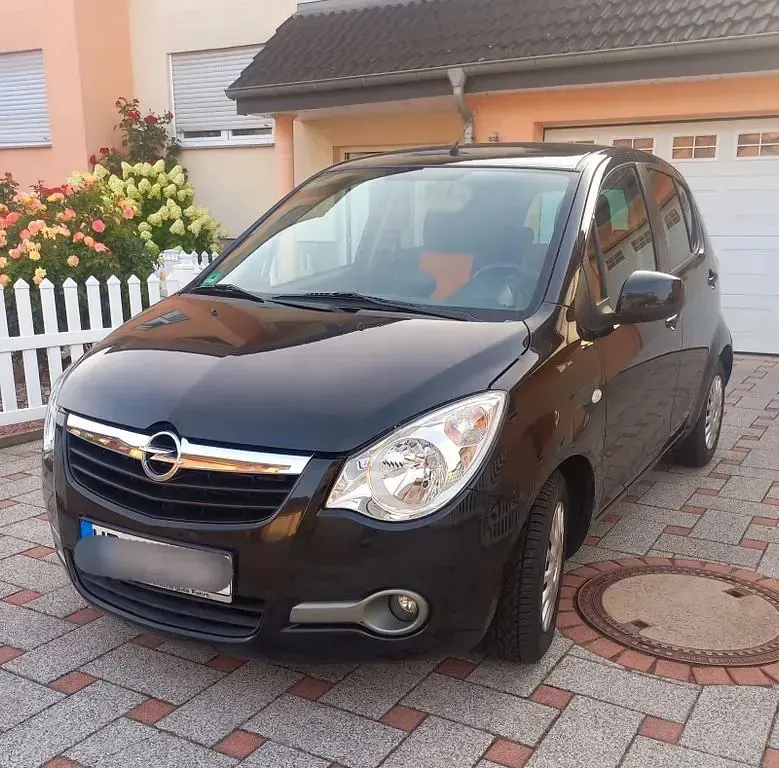 Gebraucht Opel Agila Edition 65 PS (47 kW) 2010 Schwarz Kleinwagen