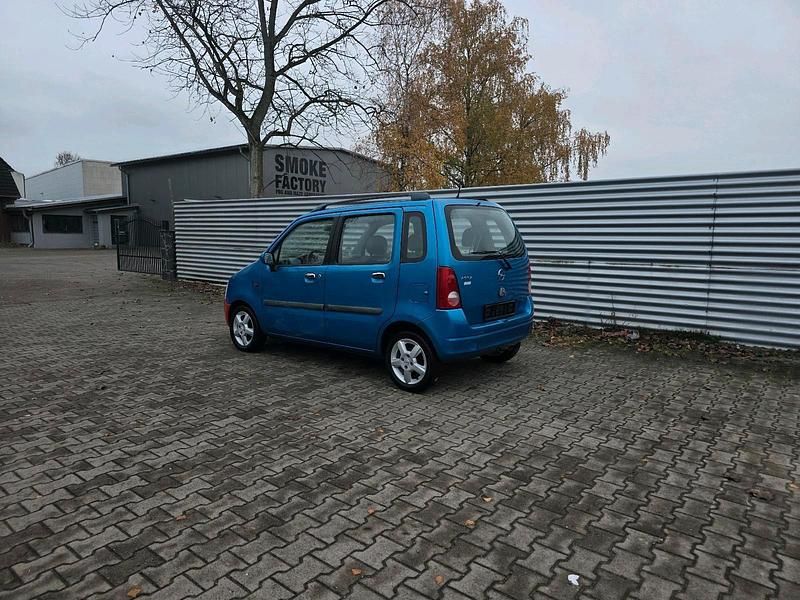 Blau Gebraucht 2004 Opel Agila Kleinwagen | 850 € (Guter Preis) - Bild 1/4