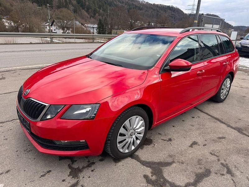 Gebraucht Skoda Octavia Ambition 116 PS (85 kW) 2019 Rot Kombi