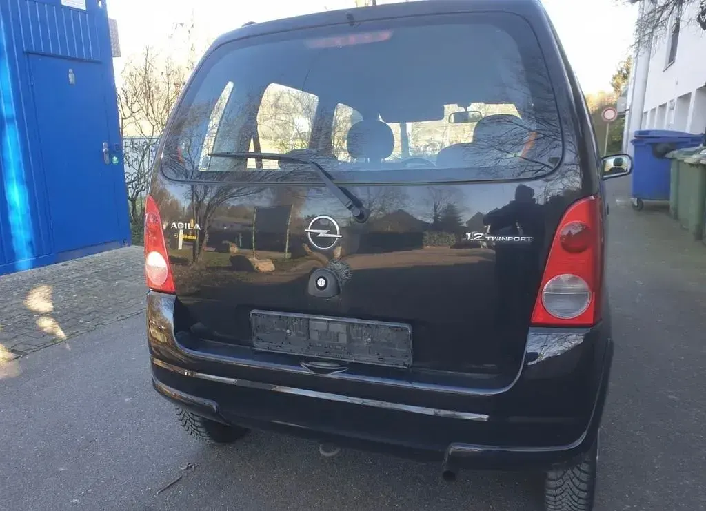 Gebraucht Opel Agila 80 PS (58 kW) 2007 Schwarz Limousine