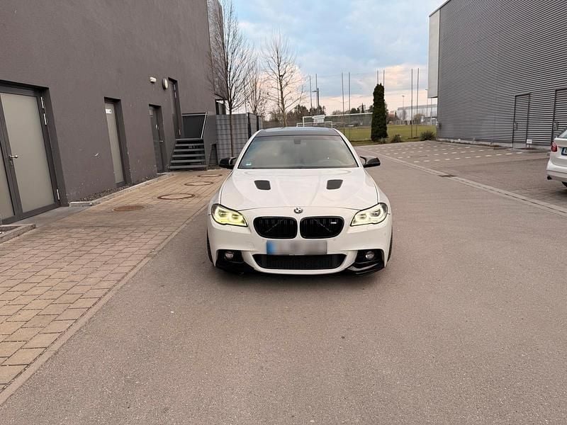 Gebraucht BMW 535 313 PS (230 kW) 2016 Weiß Limousine