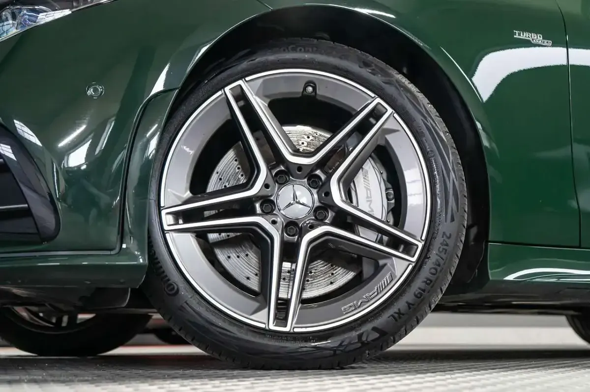 Gebraucht Mercedes CLS53 AMG AMG 435 PS (319 kW) 2019 Classicgrün uni Coupé