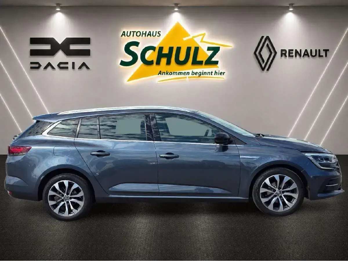 Gebraucht Renault Mégane GrandTour Techno 140 PS (102 kW) 2024 Titaniumgrau metallic Kombi