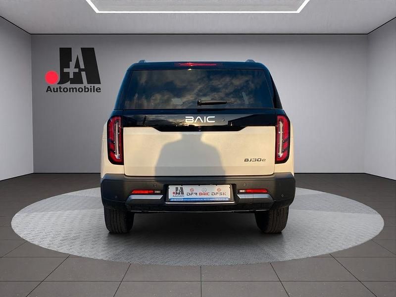Neu Baic BJ30 280 PS (205 kW) 2026 Weiß SUV
