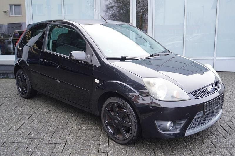 Gebraucht Ford Fiesta 60 PS (44 kW) 2007 Schwarz Kleinwagen