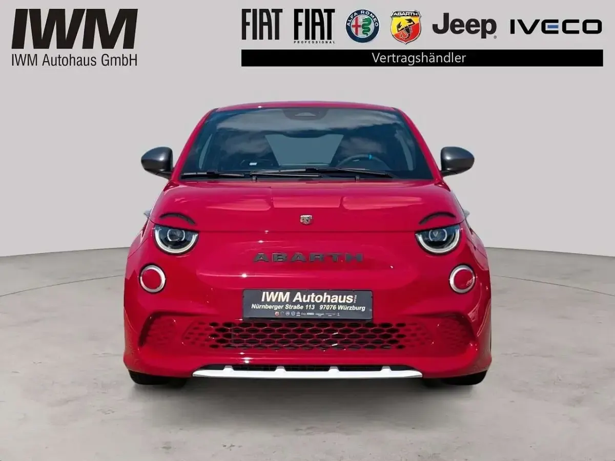 Gebraucht Abarth 500 114 kW (155 PS) 2023 Rosso corsa/sfrontato/argilla/ Coupé
