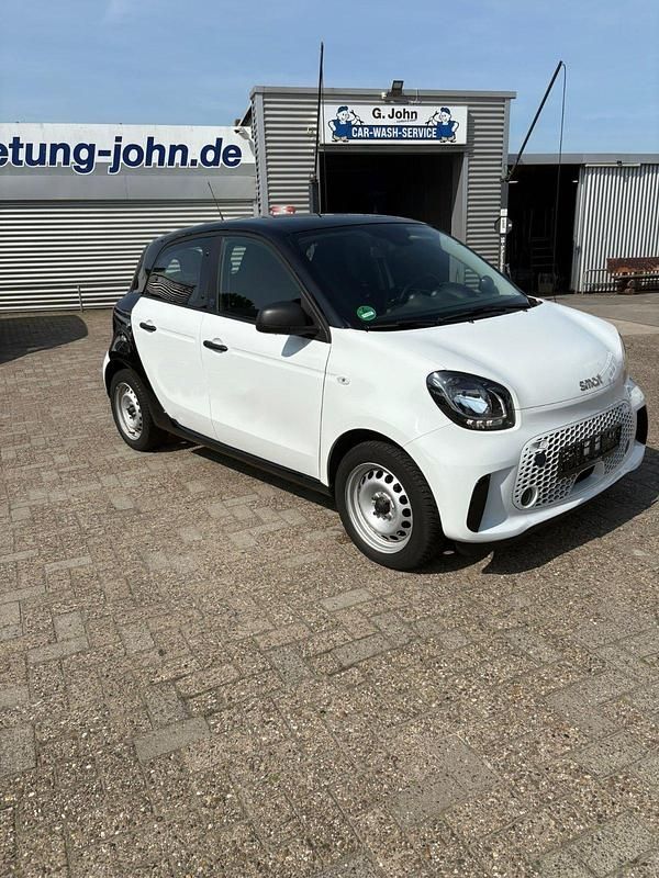 Gebraucht Smart ForFour Electric Drive 40 kW (55 PS) 2021 Weiß Kleinwagen
