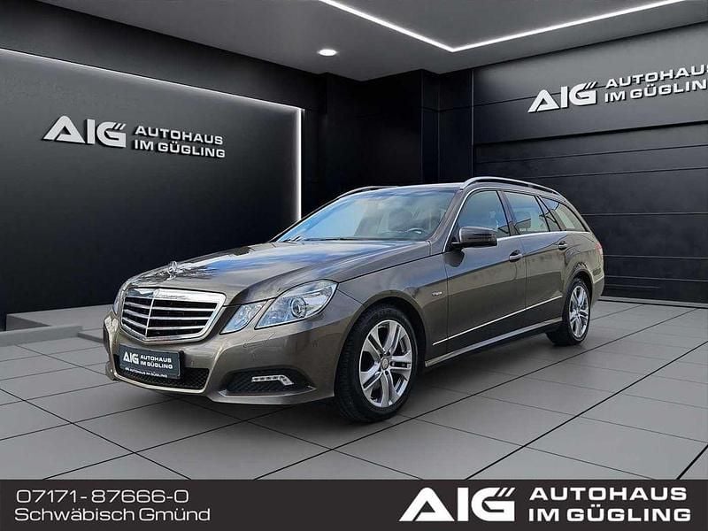 Grau Gebraucht 2010 Mercedes E250 Avantgarde Limousine | 11.390 € (Fairer Preis) - Bild 1/4