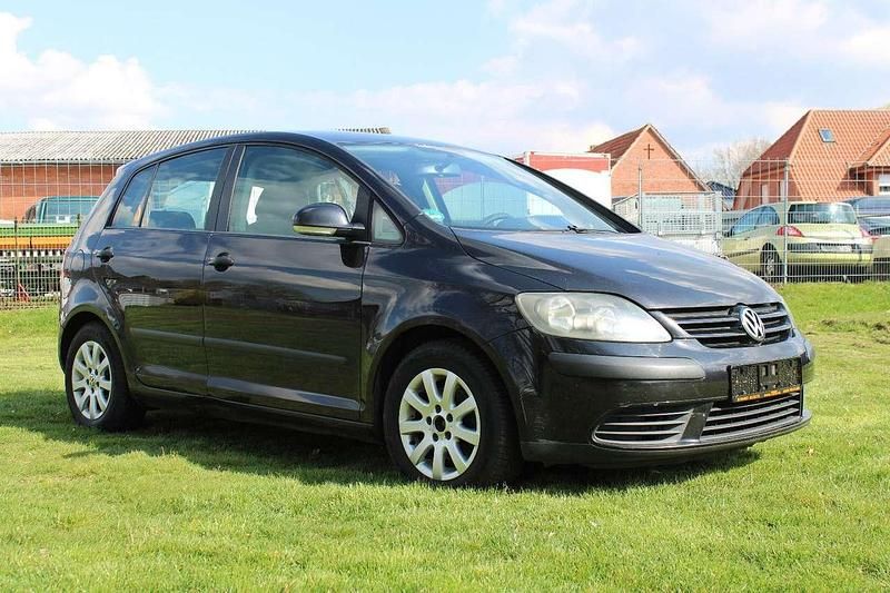 Gebraucht VW Golf IV Trendline 105 PS (77 kW) 2005 Black magic perleffekt Kleinwagen
