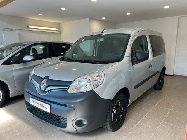 Grau Gebraucht 2017 Renault Kangoo Van / Kleinbus | 9.790 € (Guter Preis) - Bild 1/4