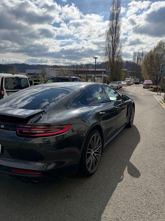 Gebraucht Porsche Panamera 4S 441 PS (324 kW) 2017 Grau Limousine