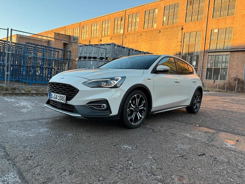 Gebraucht Ford Focus Active 151 PS (111 kW) 2020 Kleinwagen
