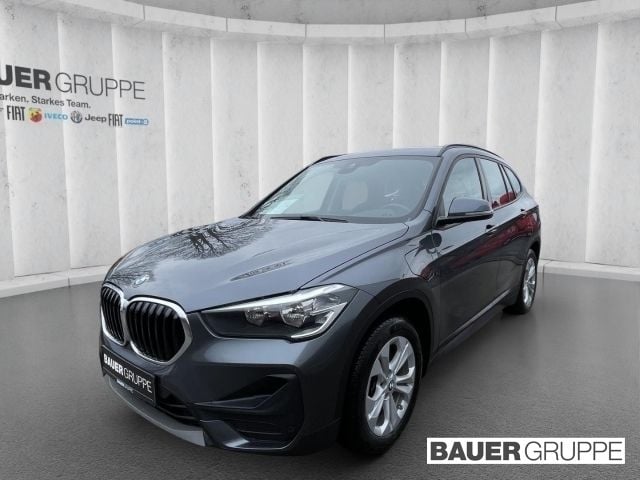 Grau Gebraucht 2020 BMW X1 Advantage SUV | 22.890 € (Fairer Preis) - Bild 1/4