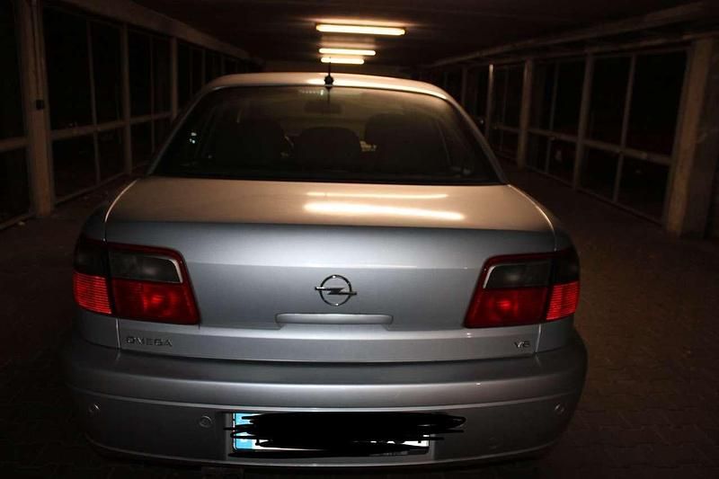 Gebraucht Opel Omega 179 PS (131 kW) 2002 Silber Limousine