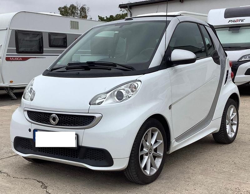 Weiß Gebraucht 2014 Smart ForTwo Coupé Cabrio | 6.900 € (Fairer Preis) - Bild 1/4