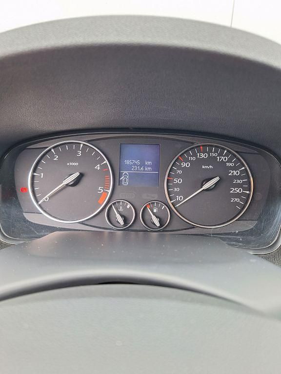 Gebraucht Renault Laguna GrandTour Dynamique 150 PS (110 kW) 2011 Weiß Kombi