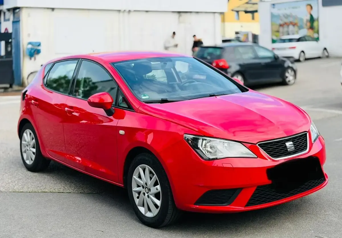 Gebraucht Seat Ibiza 104 PS (76 kW) 2014 Rot Limousine