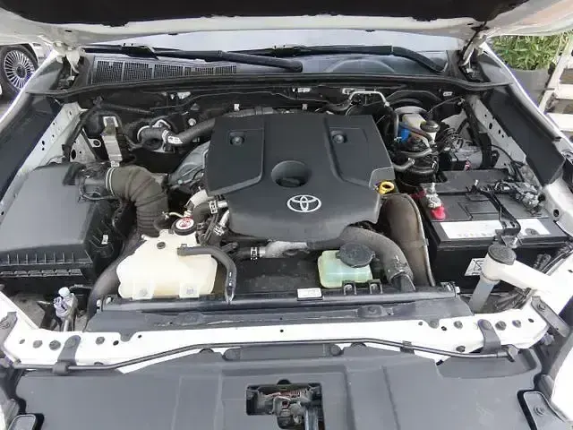 Gebraucht Toyota HiLux 150 PS (110 kW) 2019 Weiß Pickup
