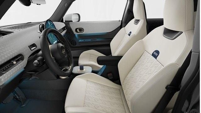 Gebraucht Mini John Cooper Works 156 PS (114 kW) 2024 Silber Kleinwagen