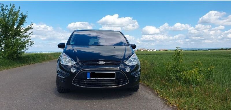 Schwarz Gebraucht 2013 Ford S-MAX Titanium Van / Kleinbus | 6.400 € (Teuer) - Bild 1/4