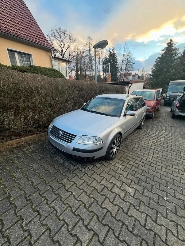 Gebraucht VW Passat R 130 PS (95 kW) 2003 Grau Kombi