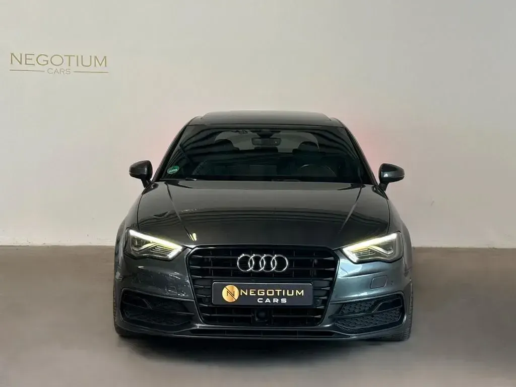 Używany Audi A3 S-Line 150 KM (110 kW) 2015 Szary Sedan/Limuzyna