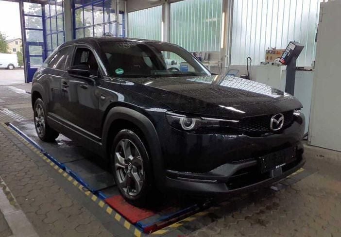 Schwarz Gebraucht 2023 Mazda MX30 Ad'Vantage SUV | 14.875 € (Superpreis) - Bild 1/4