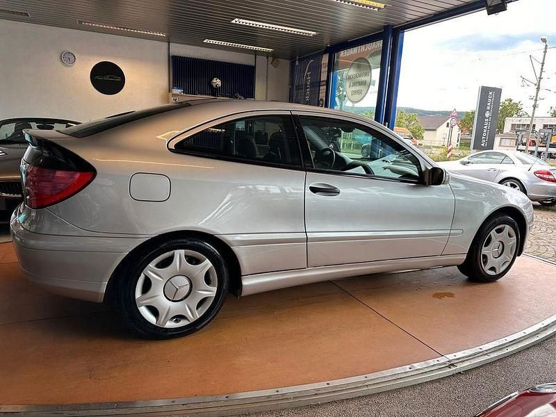Gebraucht Mercedes C230 197 PS (144 kW) 2001 Grau Coupé