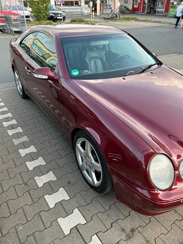Używany Mercedes CLK230 196 KM (144 kW) 2000 Czerwony Coupe