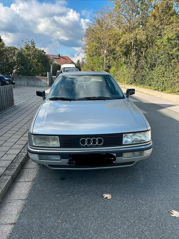 Beige Gebraucht 1986 Audi 90 Limousine | 4.800 € - Bild 1/4