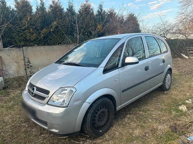 Gebraucht Opel Meriva 100 PS (73 kW) 2004 Silber Van / Kleinbus