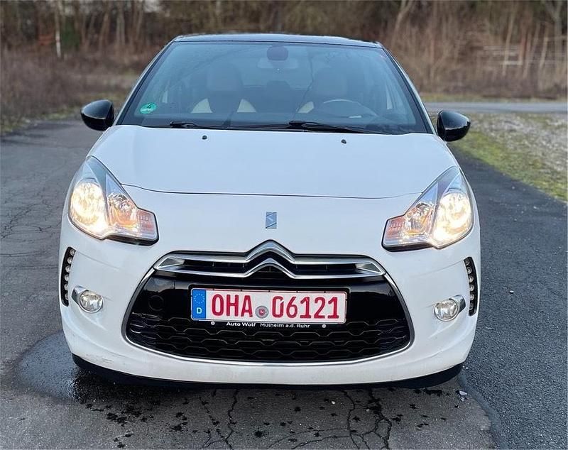 Gebraucht Citroën DS3 So Chic 120 PS (88 kW) 2011 Weiß Kleinwagen