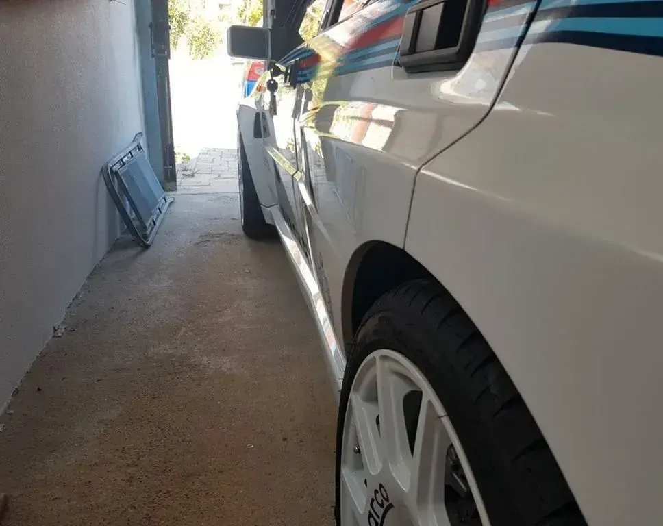Gebraucht Lancia Delta 207 PS (152 kW) 1992 Weiß Kleinwagen