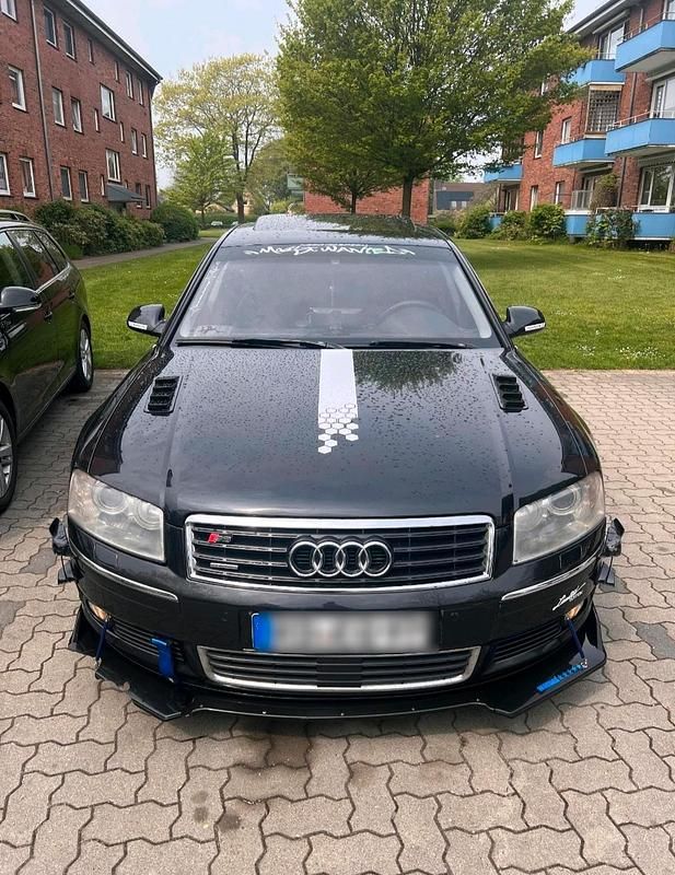 Schwarz Gebraucht 2005 Audi A8 Comfort Limousine | 5.500 € - Bild 1/4