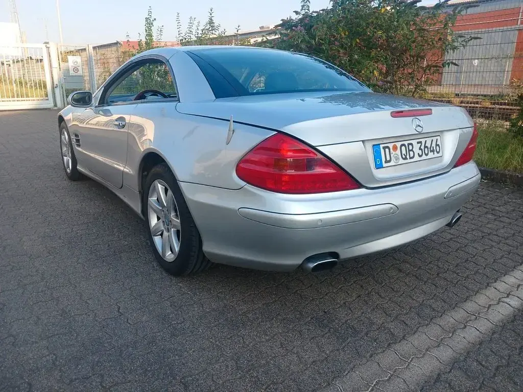 Gebraucht Mercedes SL500 306 PS (225 kW) 2002 Silber Cabrio