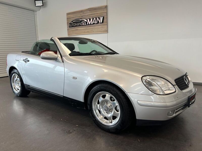 Silber Gebraucht 1999 Mercedes SLK200 Cabrio | 10.990 € - Bild 1/4