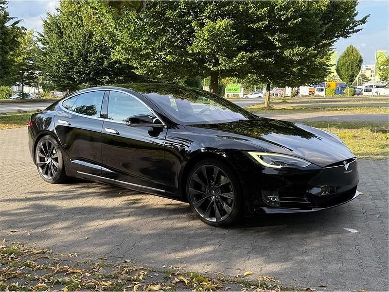 Schwarz Gebraucht 2018 Tesla Model S Limousine | 23.999 € (Fairer Preis) - Bild 1/4