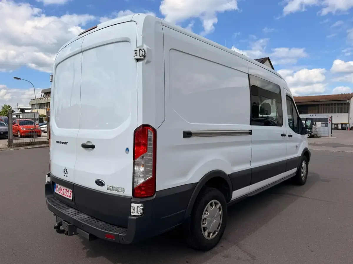Używany Ford Transit 155 KM (114 kW) 2016 Biały Minivan