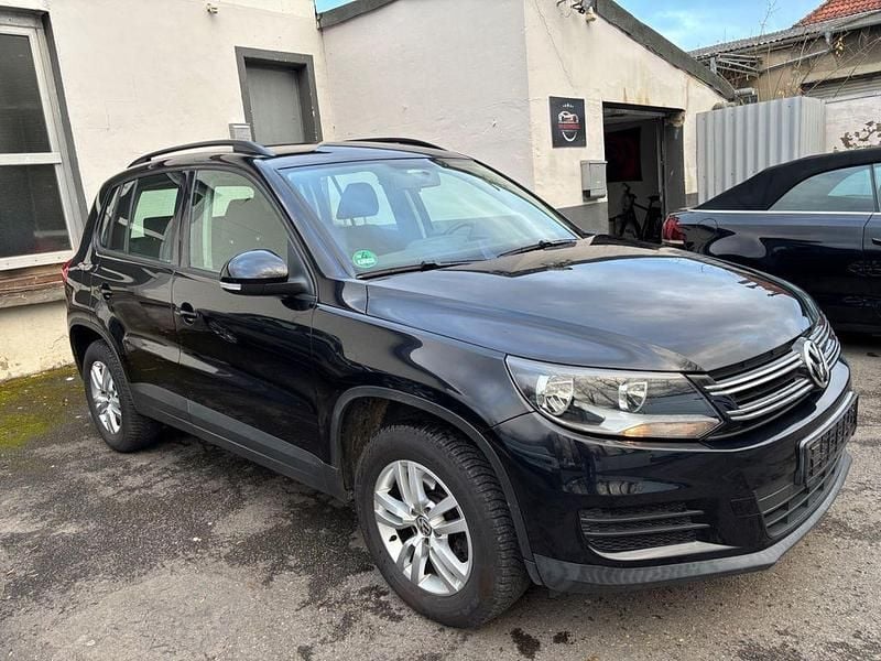 Gebraucht VW Tiguan Trendline 110 PS (80 kW) 2011 Schwarz SUV