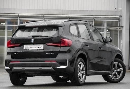 Second-hand BMW X1 Shadowline 150 CP (110 kW) 2023 Negru SUV