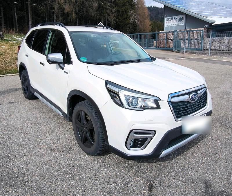 Gebraucht Subaru Forester 150 PS (110 kW) 2021 Weiß SUV