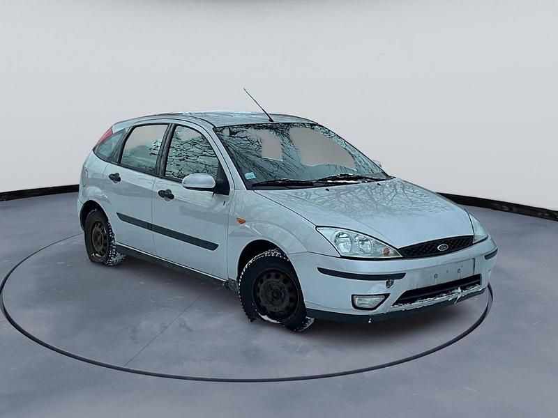 Grau Gebraucht 2003 Ford Focus Limousine | 550 € (Superpreis) - Bild 1/4