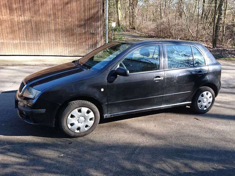 Schwarz Gebraucht 2007 Skoda Fabia Style Limousine | 2.222 € (Fairer Preis) - Bild 1/4