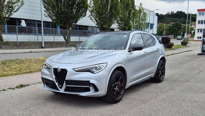 Silber Gebraucht 2019 Alfa Romeo Stelvio Quadrifoglio SUV | 37.700 € (Superpreis) - Bild 1/4
