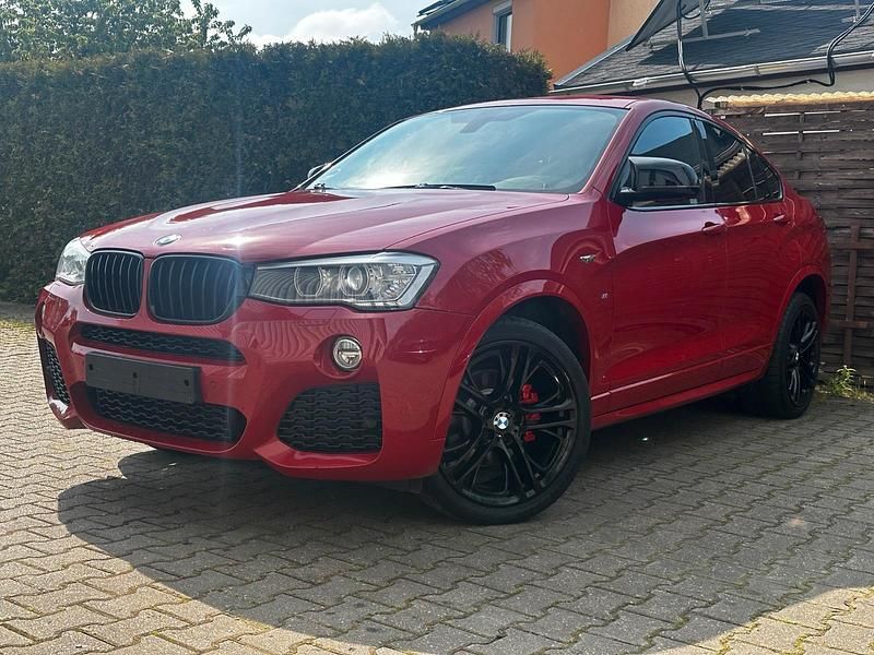 Rot Gebraucht 2015 BMW X4 M Sport SUV | 23.900 € (Etwas zu teuer) - Bild 1/4