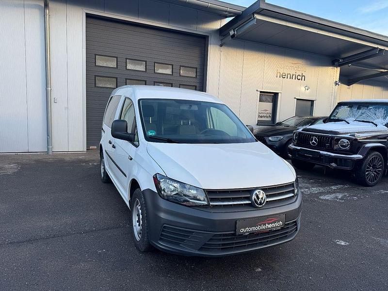 Weiß Gebraucht 2018 VW Caddy Van / Kleinbus | 9.950 € (Guter Preis) - Bild 1/4