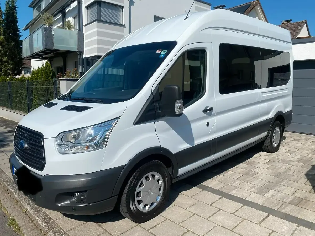 Gebraucht Ford Transit Trend 170 PS (125 kW) 2019 Weiß Van / Kleinbus