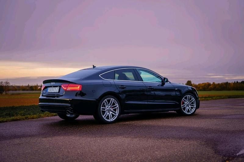 Schwarz Gebraucht 2016 Audi A5 Sport Limousine | 15.900 € (Superpreis) - Bild 1/4